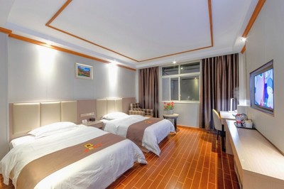 為什么速8酒店加盟品牌結(jié)合遠程健康管理服務成為投資者首選？